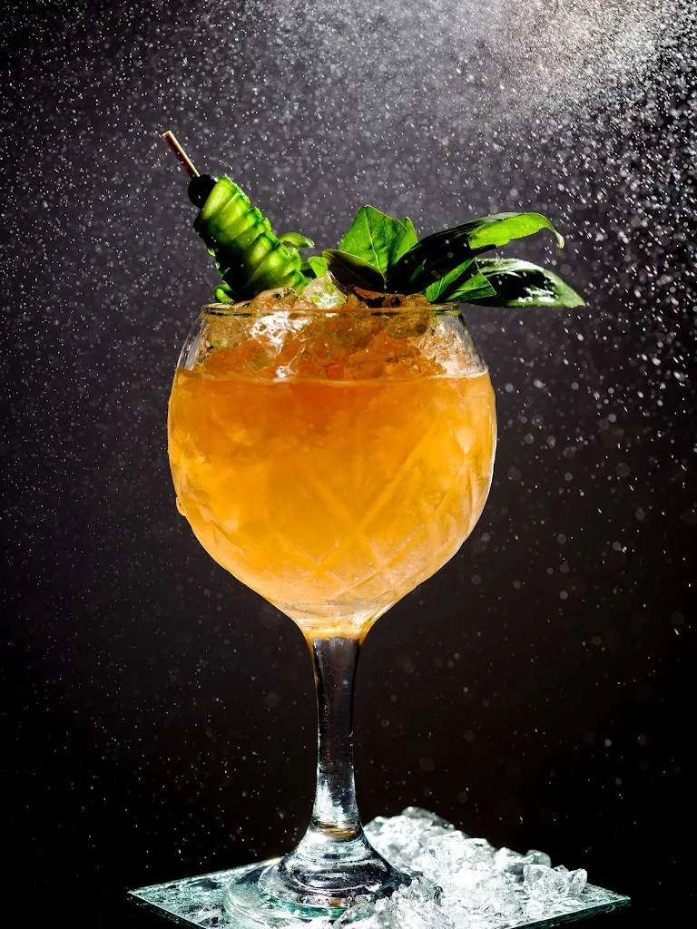 Anemomilos Traditional Greek Taverna_Oia_slider_image_3