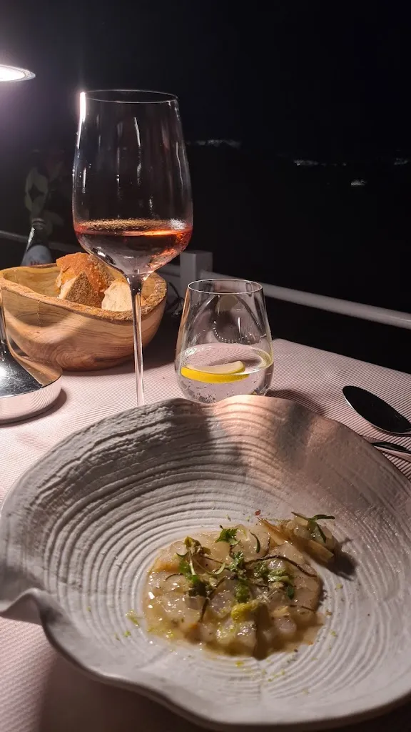 Menu_Lauda Restaurant_Oia_image_6