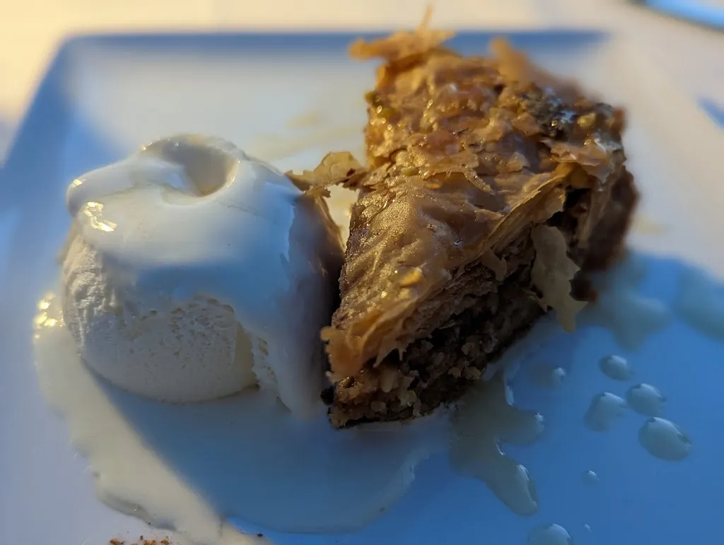 Menu_Fanari in Oia Restaurant_Oia_immagine_7