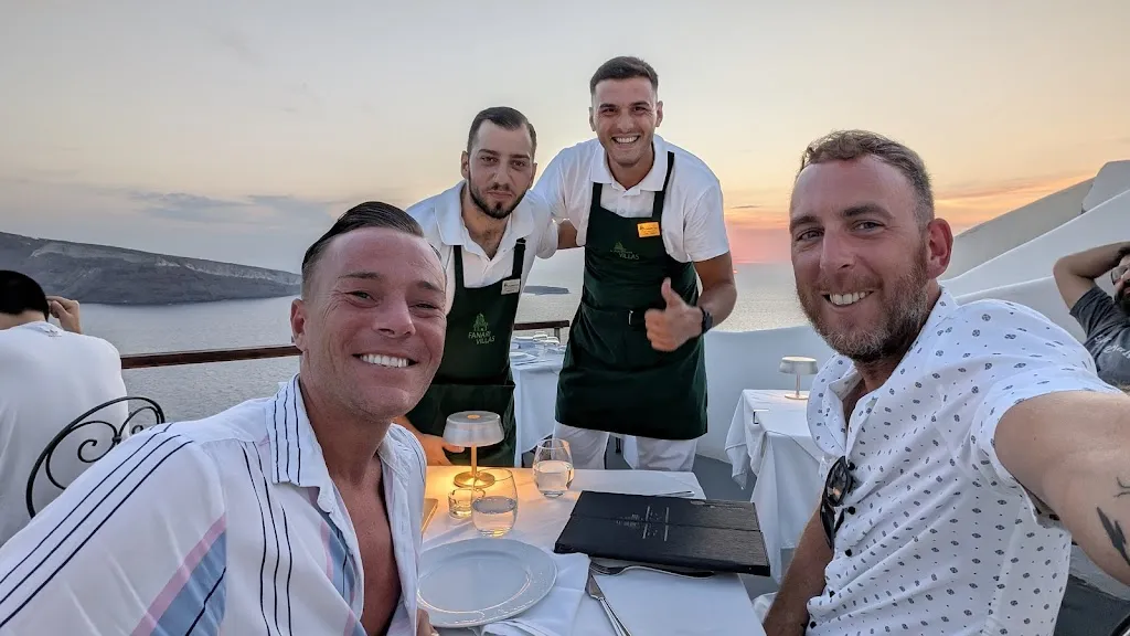Kyle Fisher_Fanari in Oia Restaurant_Oia_recensione