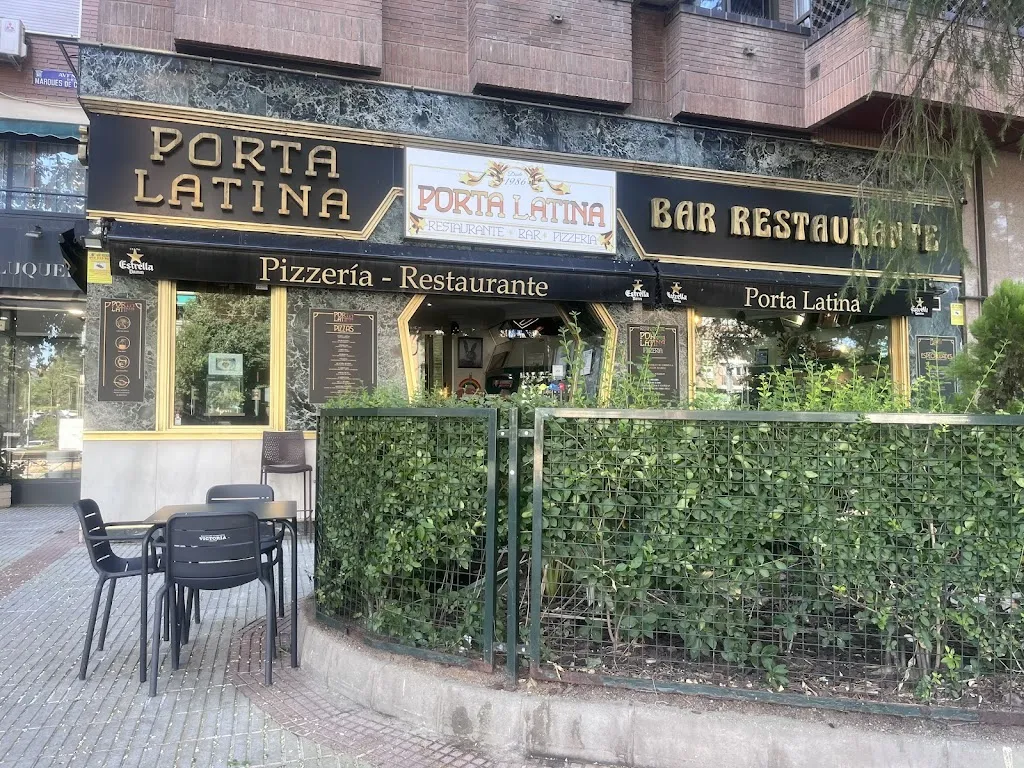 Restaurante-Pizzería Porta Latina restaurant in Portas