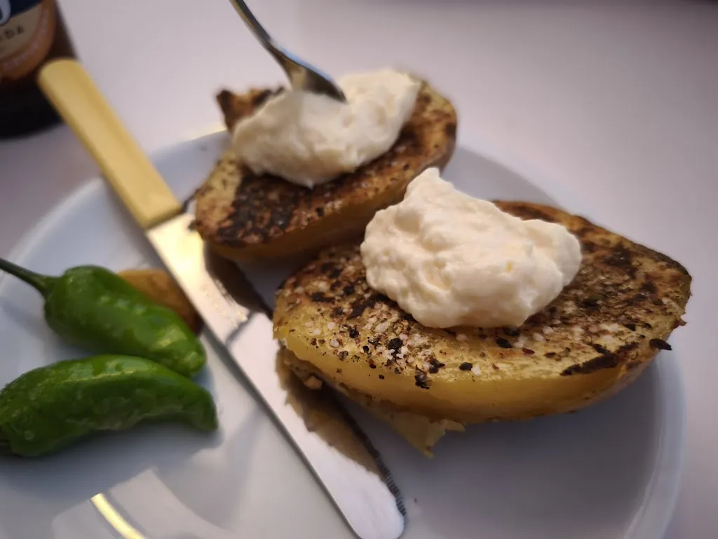 Jesús Checa_Cafe Bar Casa Miguel_Abrucena_review