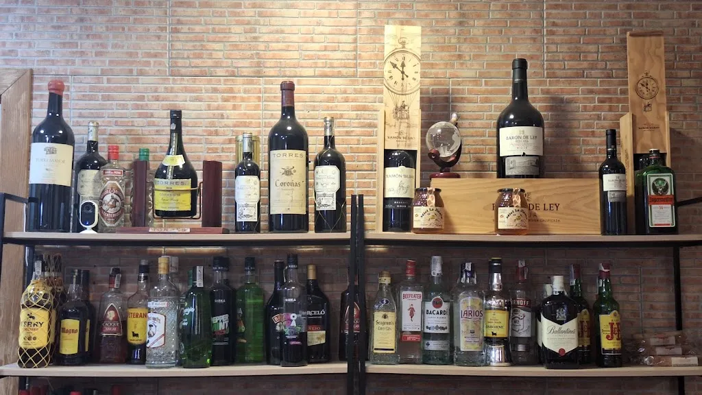 Cafe Bar Casa Miguel restaurant in Abrucena