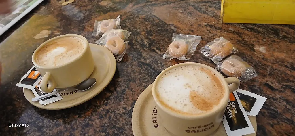 R* LG_Cafe bar Galicia_Pontecesures_recensione