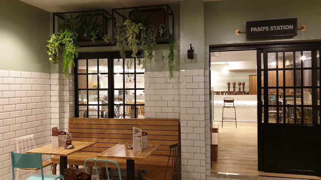 RESTAURANTE PASO A NIVEL_Porriño O_slider_image_1