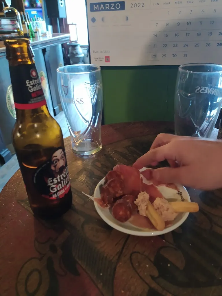 Menu_Dleal Cafe Cerveceria Pub_Ribadumia_image_3