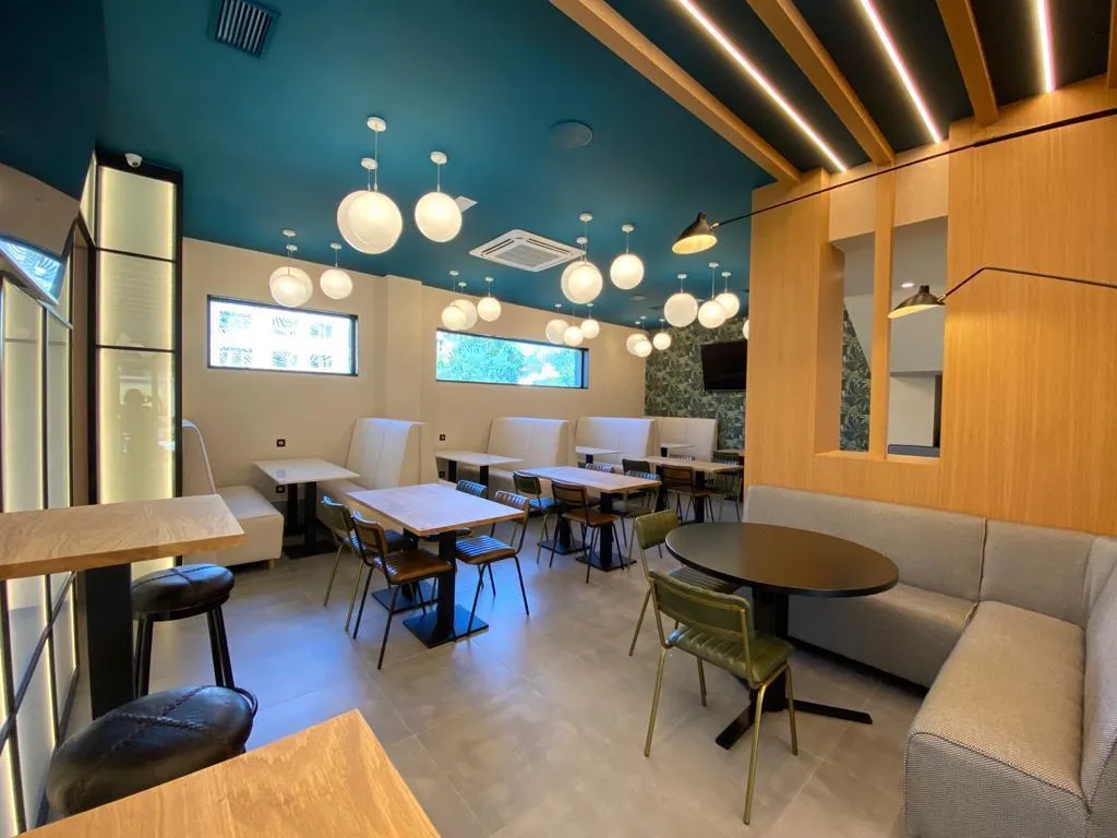 Cafetería Bocatería Lareka_Ribadumia_slider_image_3