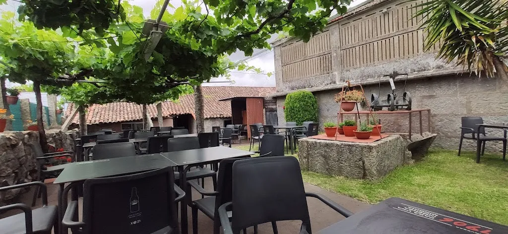 O Pendello Os Martins_Ribadumia_slider_image_1