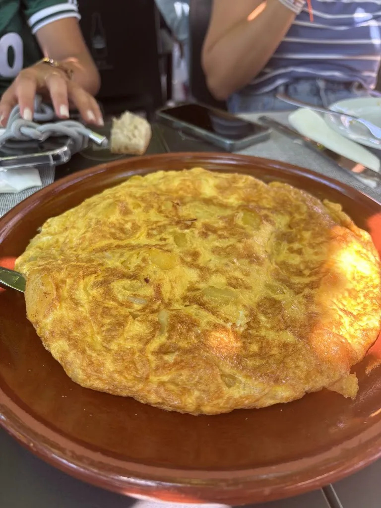 O Pendello Os Martins_Ribadumia_slider_image_2