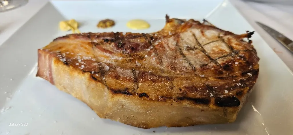 Asador restaurante + Q Taberna_Salceda de Caselas_slider_image_3