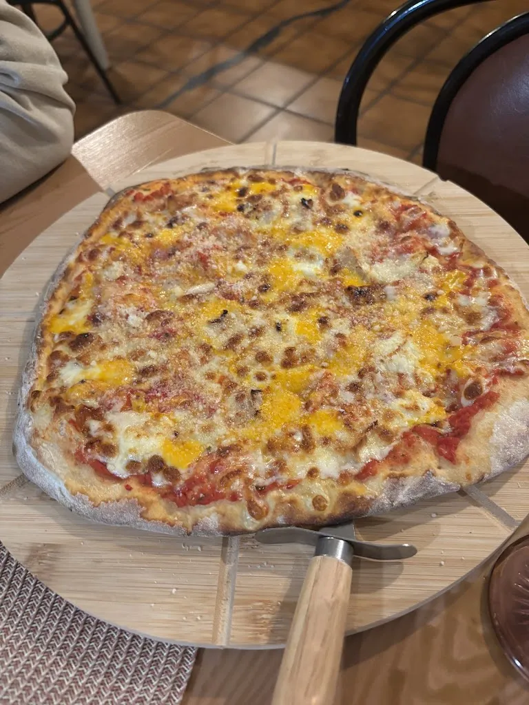 Carolina Pérez_Restaurante - Pizzería Cerkanías_Salceda de Caselas_review