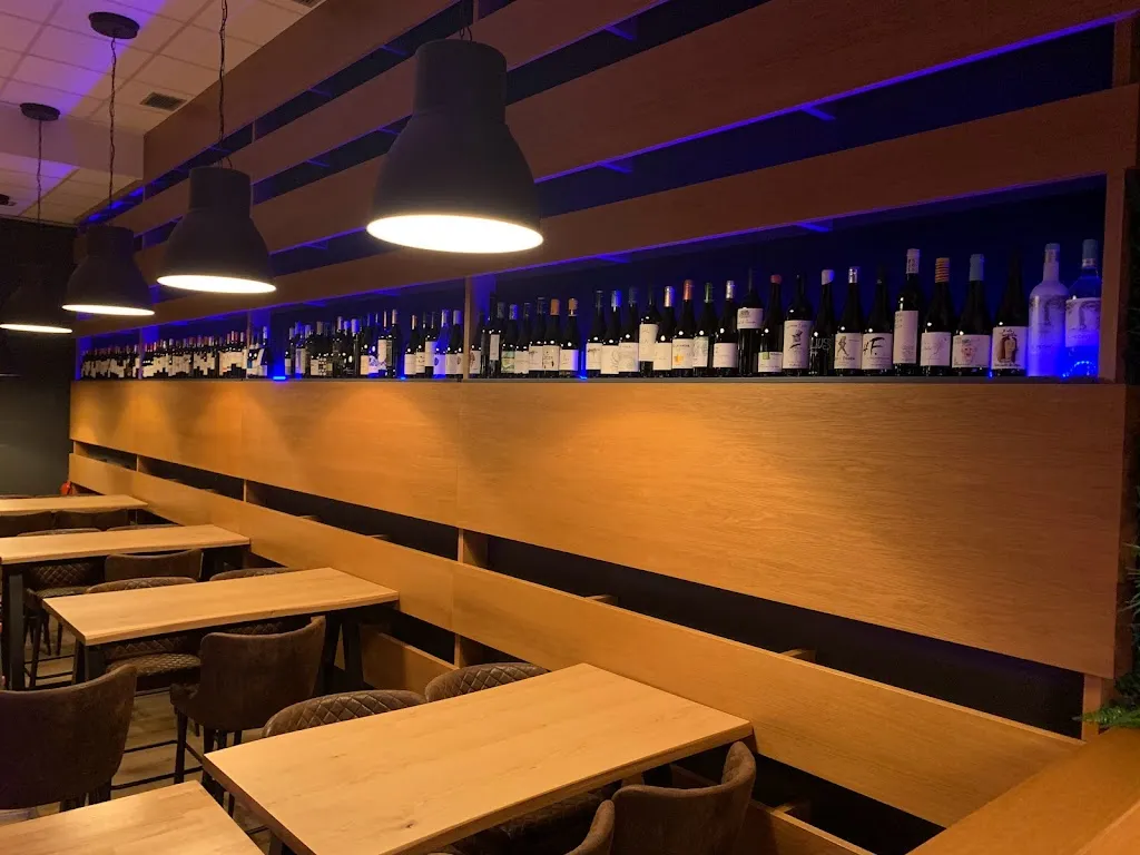 La Vinoteca Salceda restaurant in Salceda de Caselas