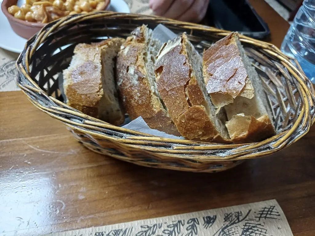 Carol C_Bar Caselas_Salceda de Caselas_review