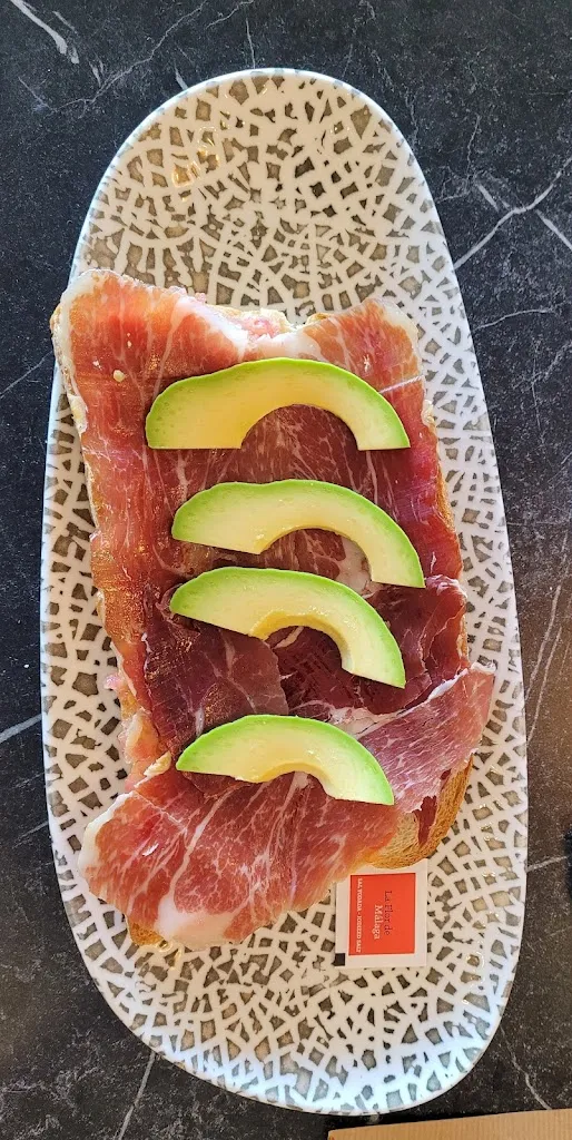 Kym McKenna_Rest. La Genuina_Nigrán_review