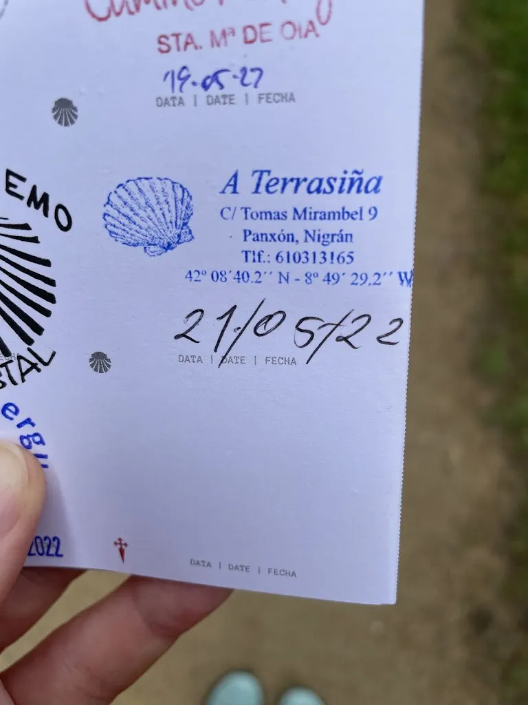 Iryna Levchenko_A Terrasiña _Nigrán_review