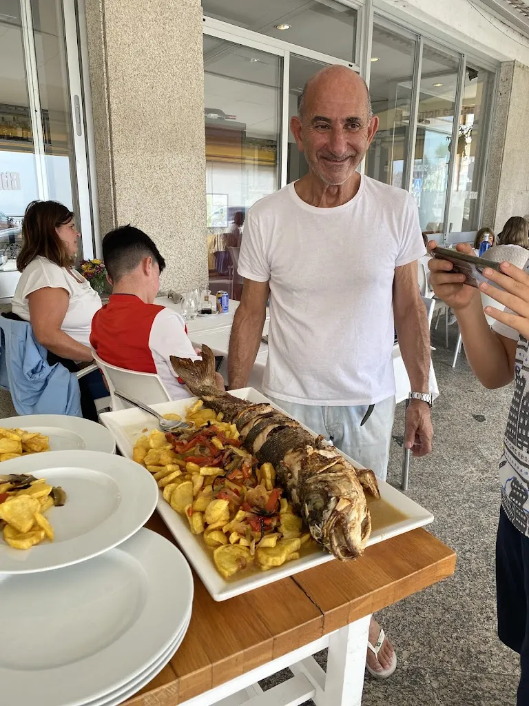 Mary miller_La Mar Salada Panxón_Nigrán_review