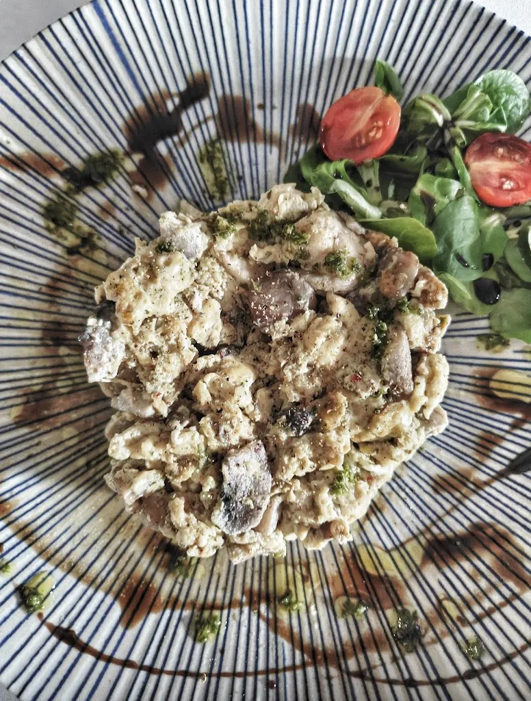 Michelle Sanchez_Edy’s House_Teulada_review