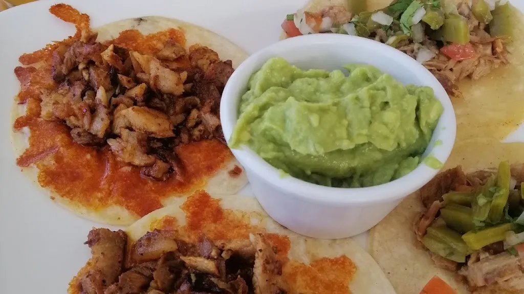 Chac Mool_Nigrán_slider_image_3