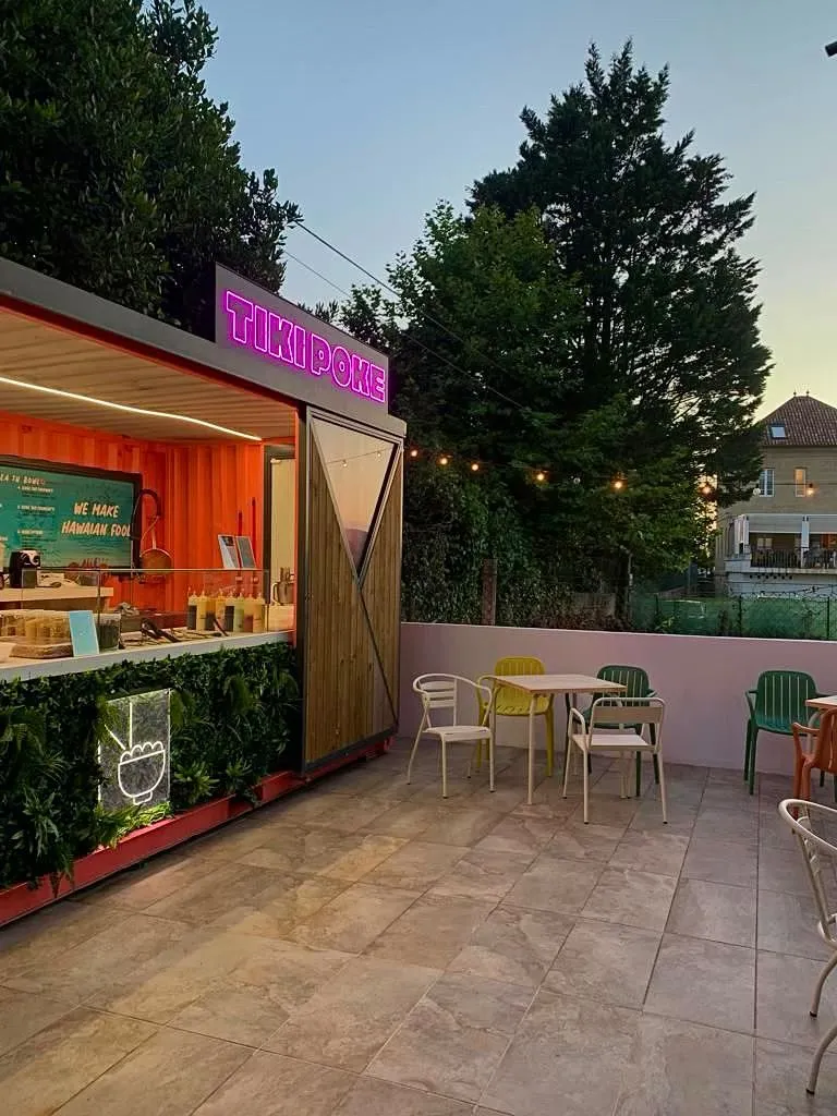 Tiki Poke restaurant in Nigrán