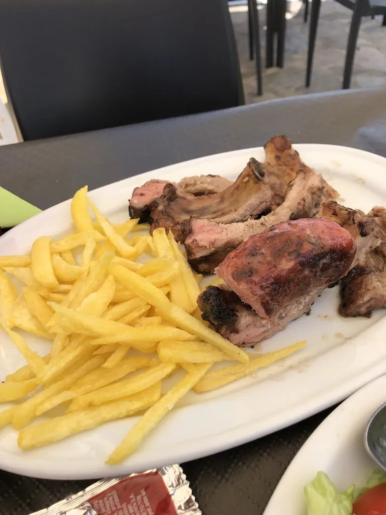 AM TM_TAPERIA JOSE_Nigrán_review