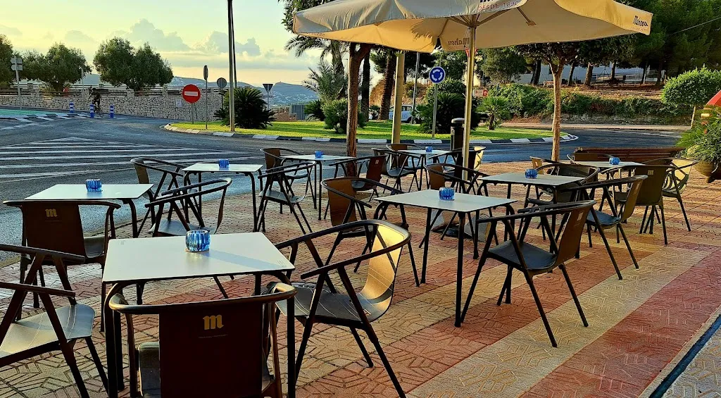 Cafetería y Restaurante ArtySana_Teulada_slider_image_1