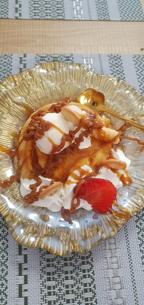 NoemiyRonaldo_Taperia Luna Flores_Ponteareas_review