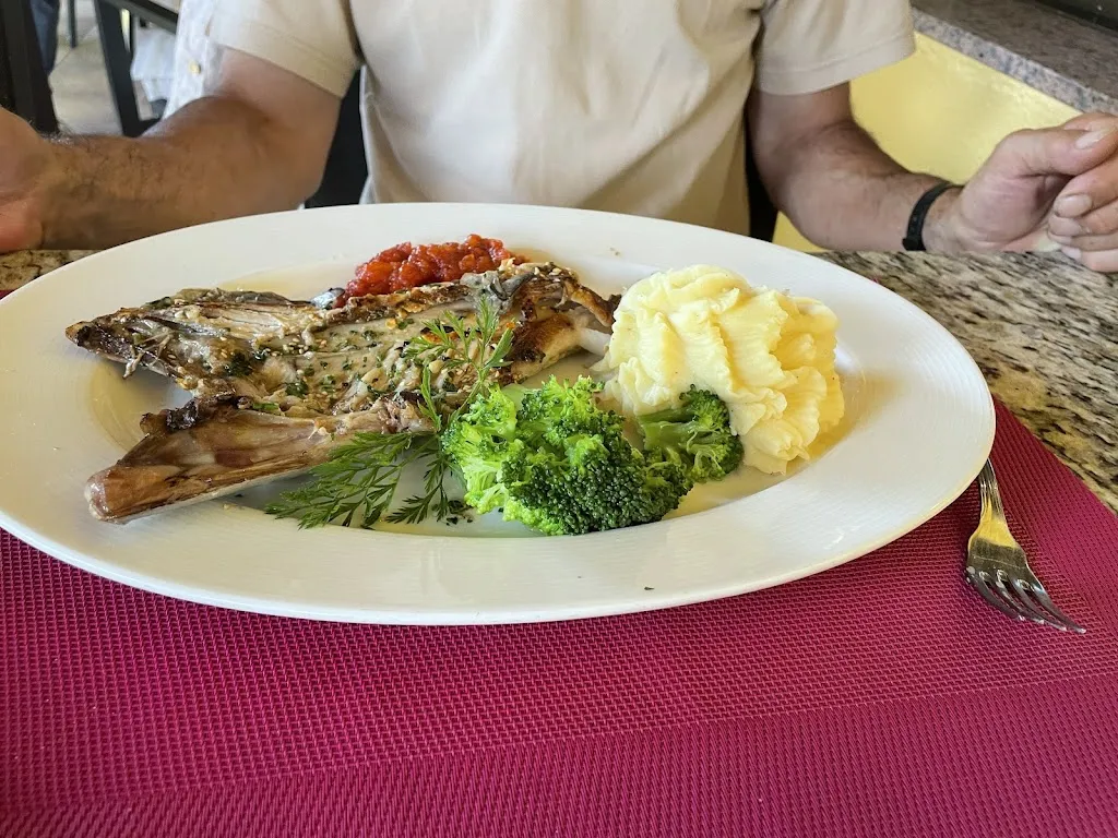 Pancho jf Magarinos_Restaurante pizzería San Martin_Ponteareas_review