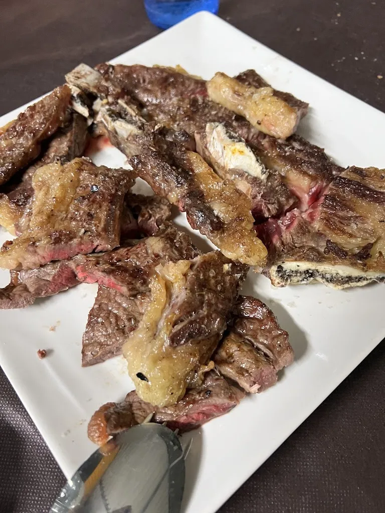 Julio Alén Martínez_Asador Pias_Ponteareas_review