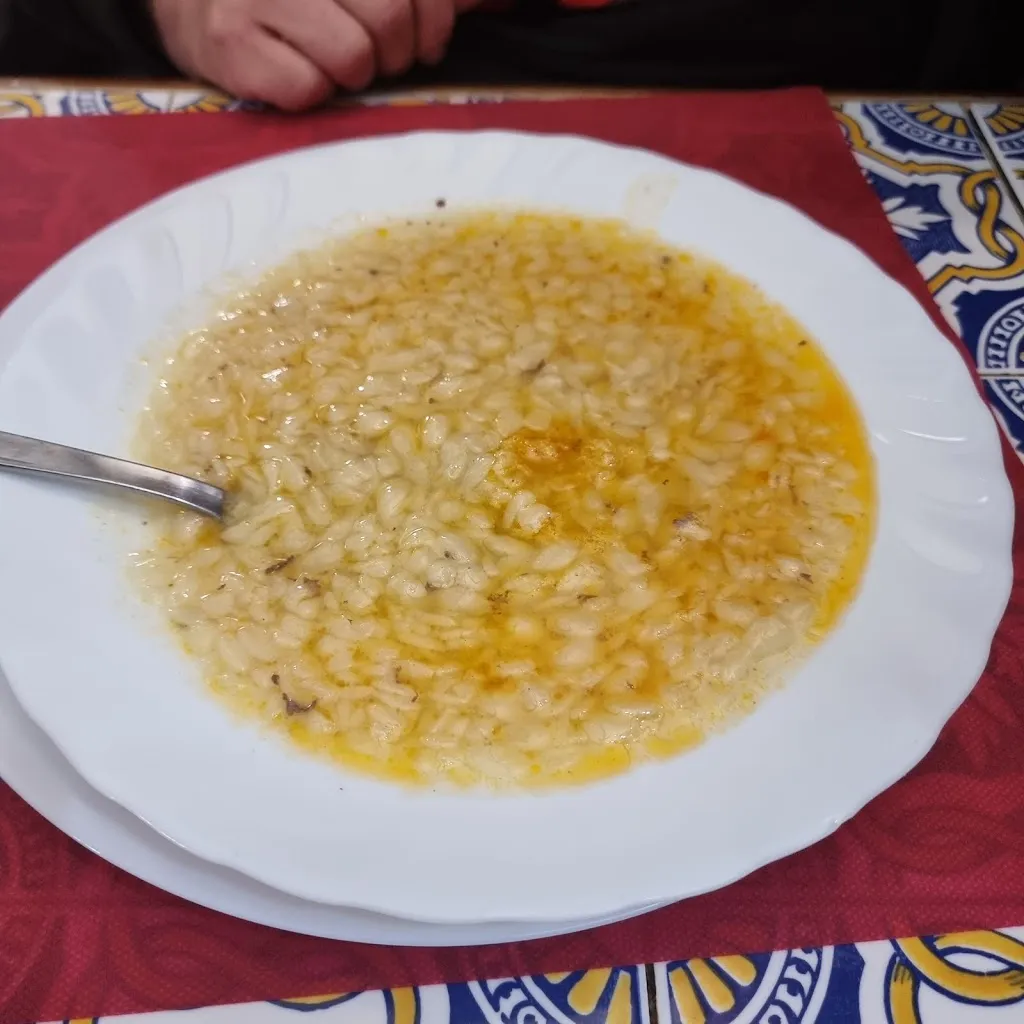 Juan F.A_MacDona_Ponteareas_review