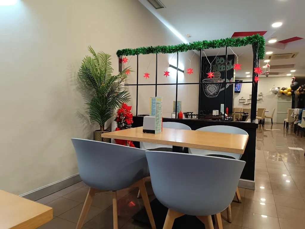 Cafetería Taperia La Oficina_Ponteareas_slider_image_3