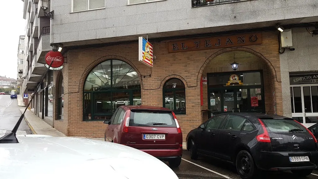 Hamburguesaría El Tejano restaurant in Ponteareas