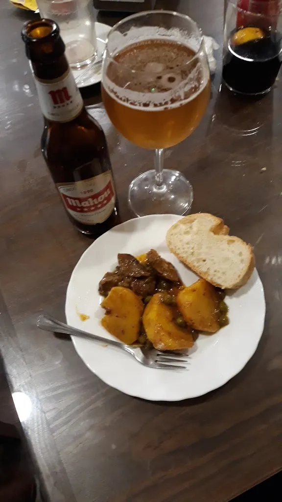 Veronica Alonso_Cafe Bar Robert & Brais | Recomendado_Ponteareas_review