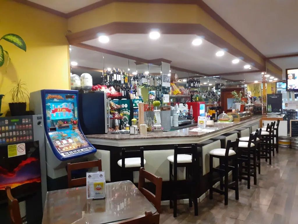 Cafe Bar Robert & Brais | Recomendado_Ponteareas_slider_image_1