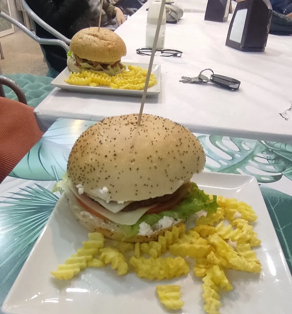 Taperia voltou tapas e brasileiras e gallegas ristorante a Ponteareas