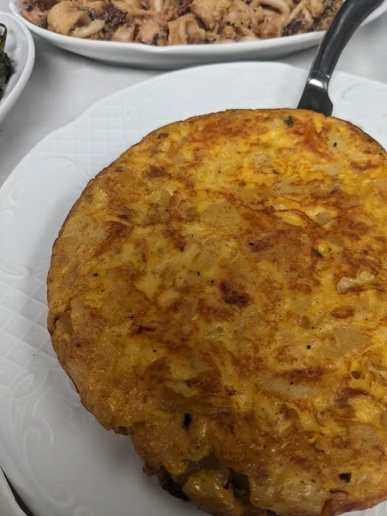 Iris Lourenco_O Noso Eido_Salvaterra de Miño_review