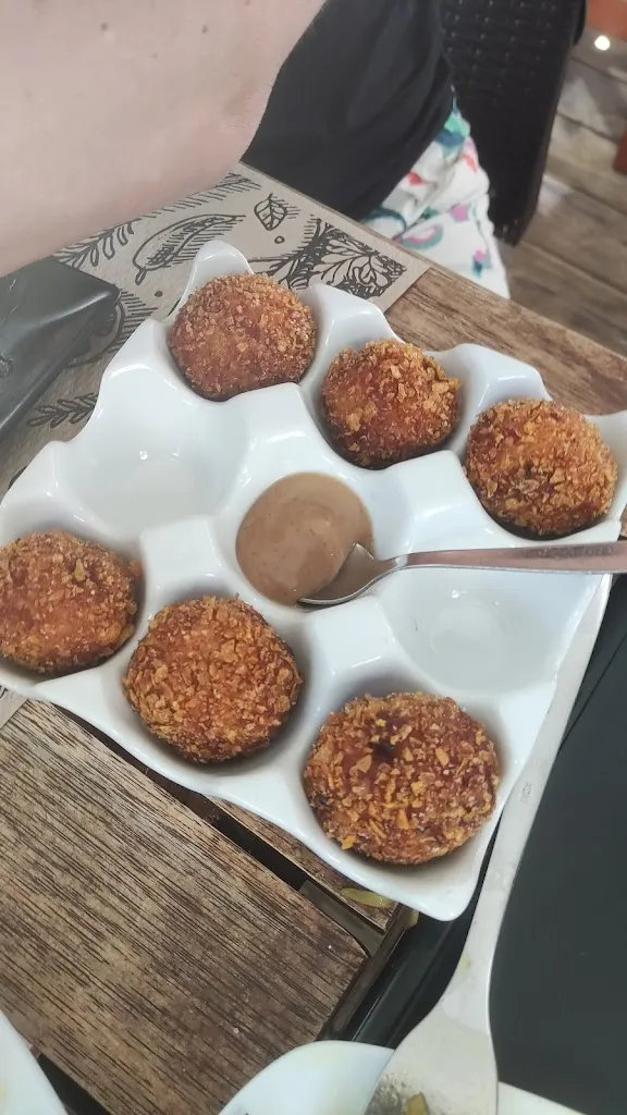 juanjo cardona_Taskatenda_Salvaterra de Miño_recensione