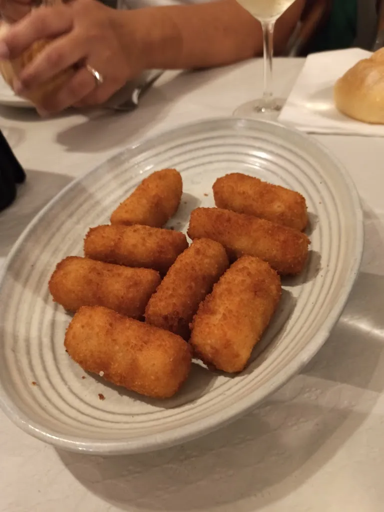 Marcos Ferro_A Cantinera_Salvaterra de Miño_review