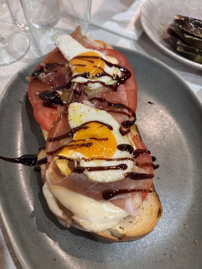 A Cantinera_Salvaterra de Miño_slider_image_2