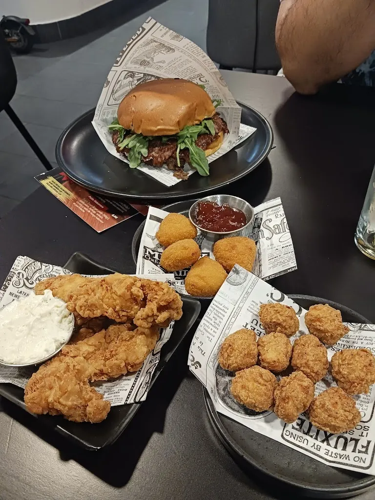 Black Bull BBB_Salvaterra de Miño_slider_image_3