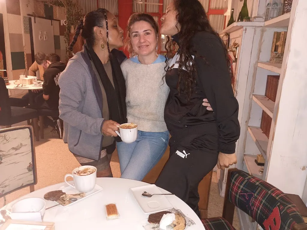 Moziah Mobley_mdm cafe bar lunch_Salvaterra de Miño_review