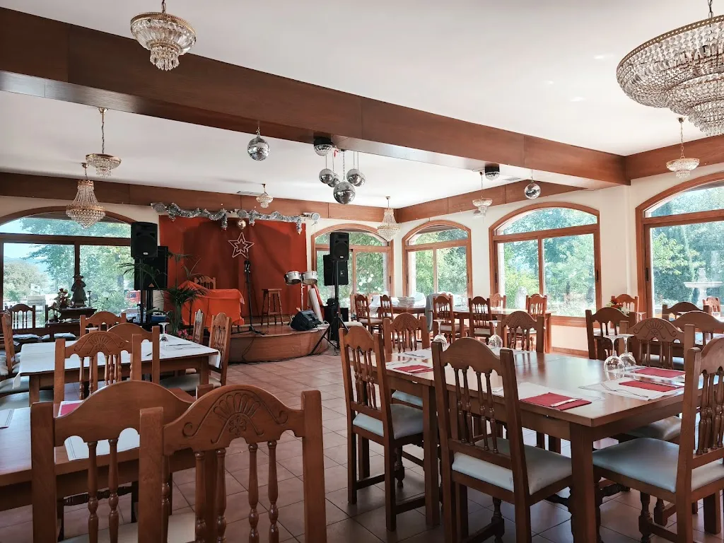 Restaurante Pedra Furada_Salvaterra de Miño_slider_image_1