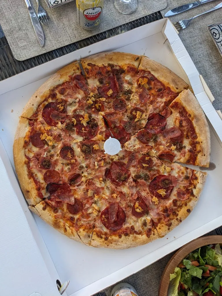 Sasha_Pizza y Más_Teulada_recensione