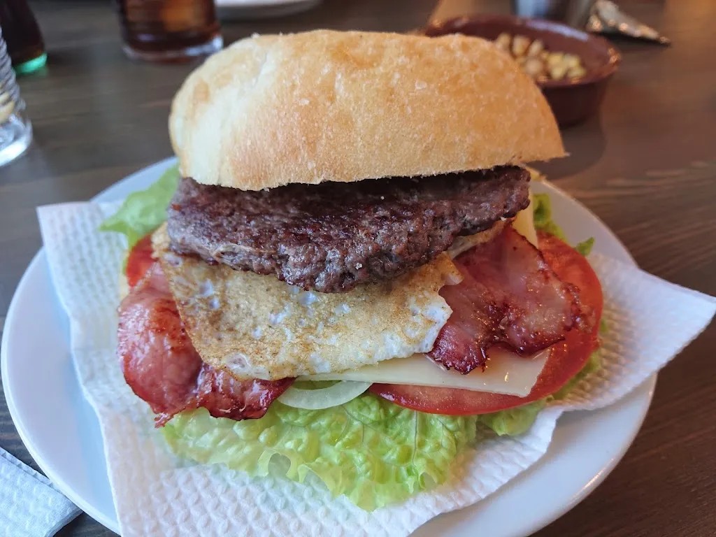 Menu_Cafetería-Restaurante La Parada_Salvaterra de Miño_image_3