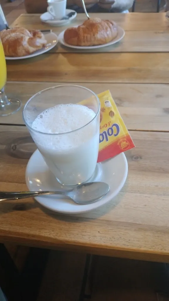 Juan Rodríguez_Cafetería-Restaurante La Parada_Salvaterra de Miño_review