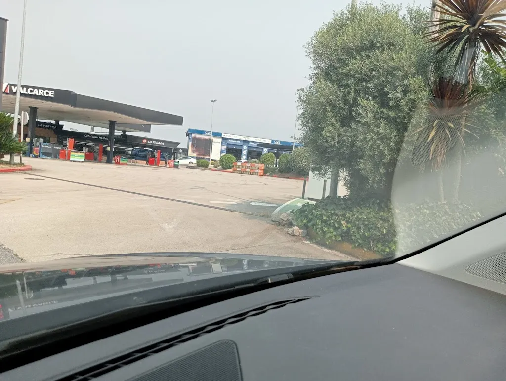 Javier_Gasolineira Gedas_Salvaterra de Miño_review