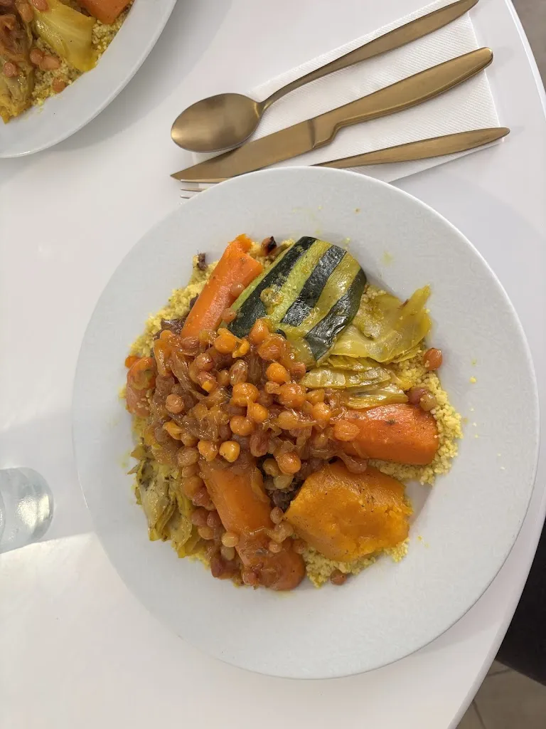 Adriana Paredes_Al Farah_Teulada_review