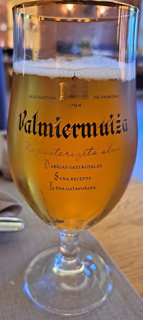 Gerard Moloney_Hotell Metsise restoran_Valga_review