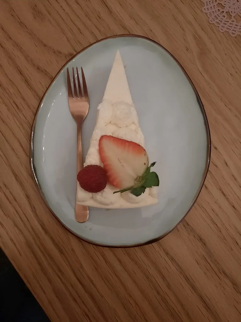 Aashish Aggarwal_Kohvik Johanna_Valga_review