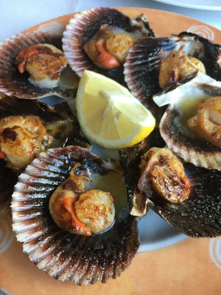 Neko Man_Bodegón Esther_Silleda_review