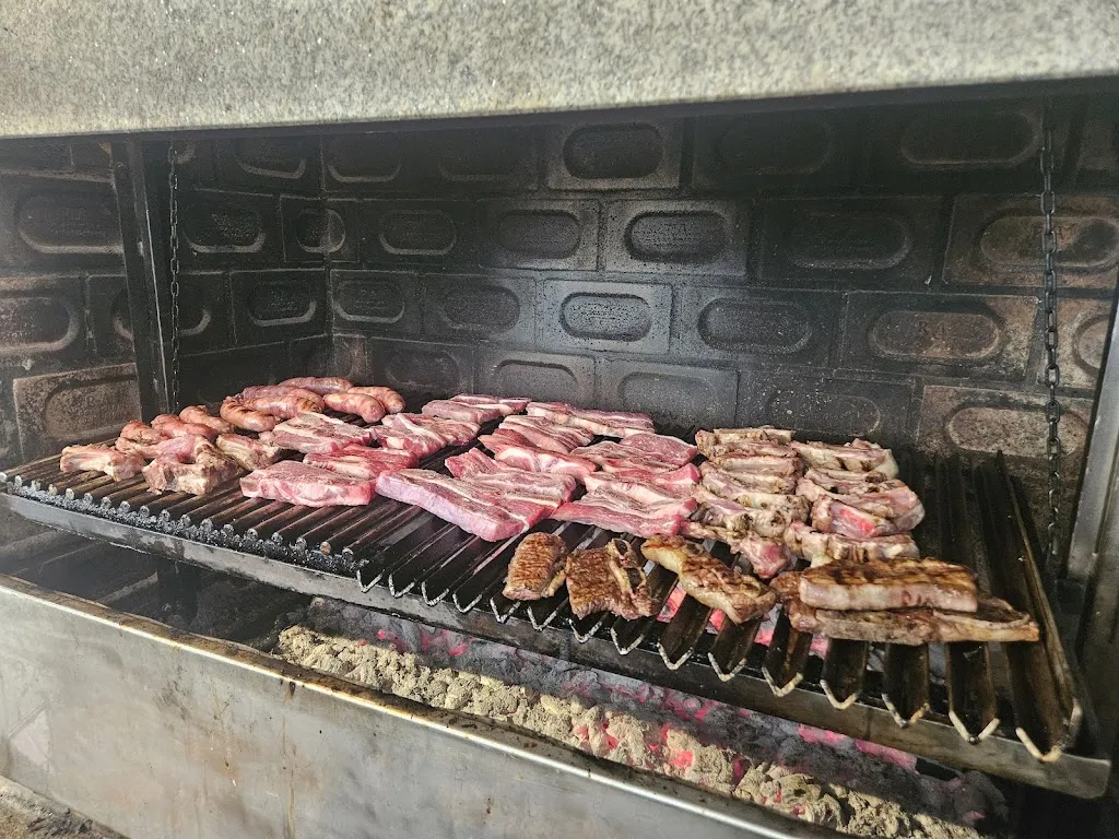 Bar Restaurante La Txapela_Silleda_slider_image_3